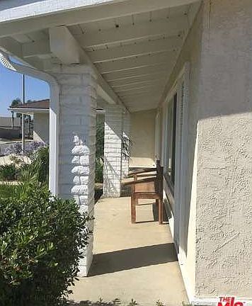 3rd image of 2948 Meadowwood Ave