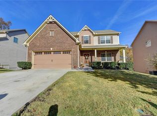 912 Whitfield Oak Rd, Auburn, GA 30011