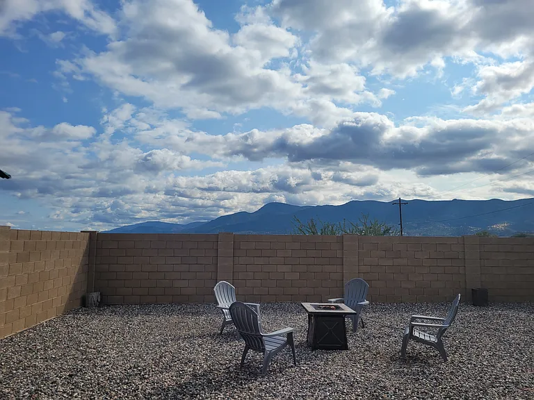785 W Azure Dr — Photo 15