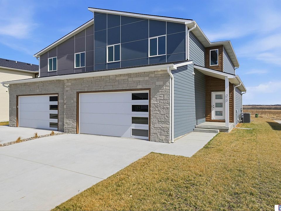 1st image of 310 N 105th St
