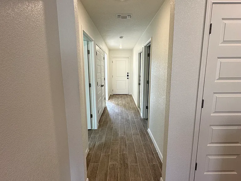 901 SW Itchgrass Br #B — Photo 9