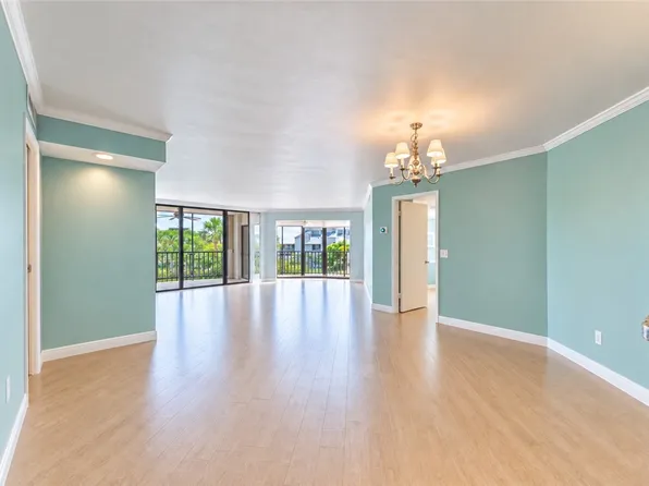 1850 Bay Rd APT 3G, Vero Beach, FL 32963