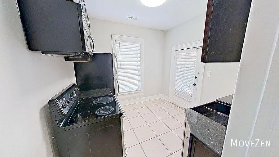 604 N Blount St B Raleigh, NC 27604 South Mordecai Shopping — Photo 4