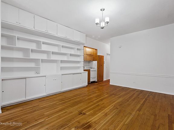 3rd image of 482 E 74th St APT 2A