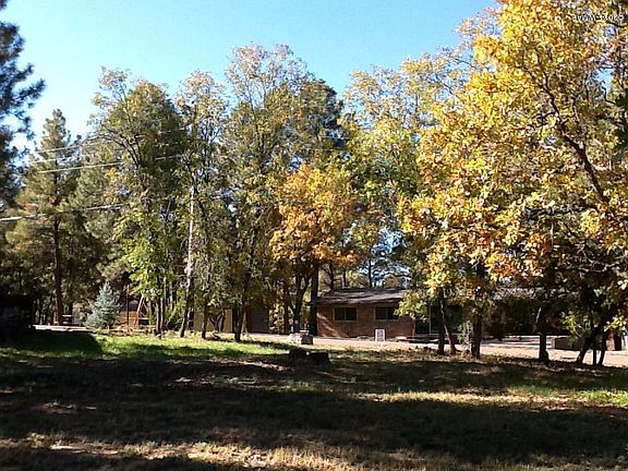 4th image of 961 N 36th Dr
