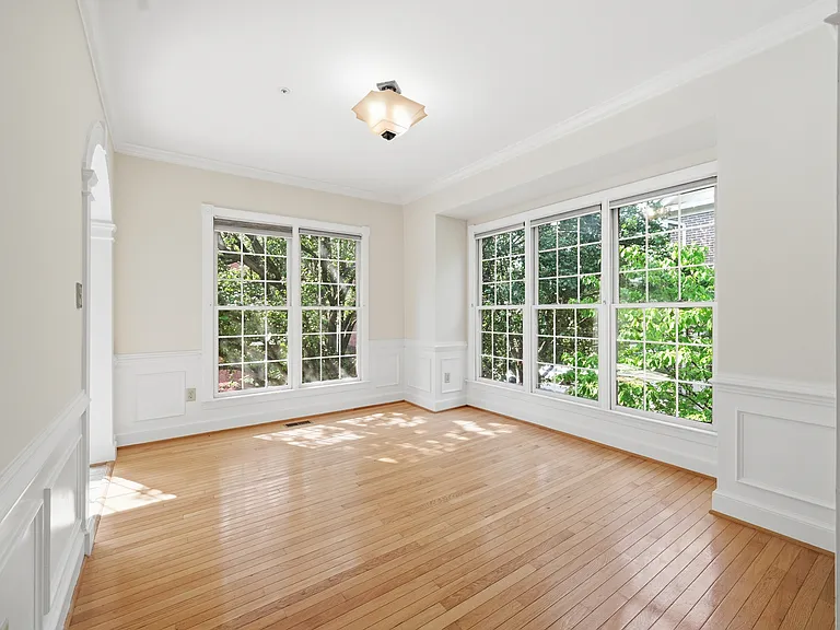6030 Kelsey Ct — Photo 5