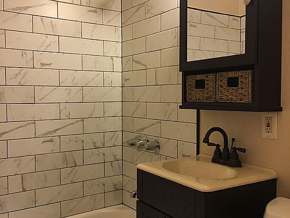 2nd image of 4144 W Adams Blvd APT 8