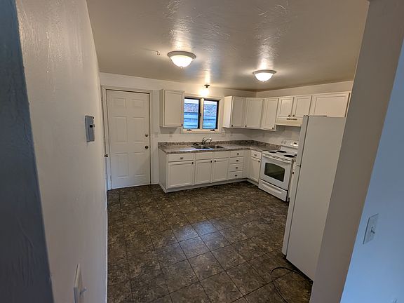 4th image of 1120 Winford Ave #1