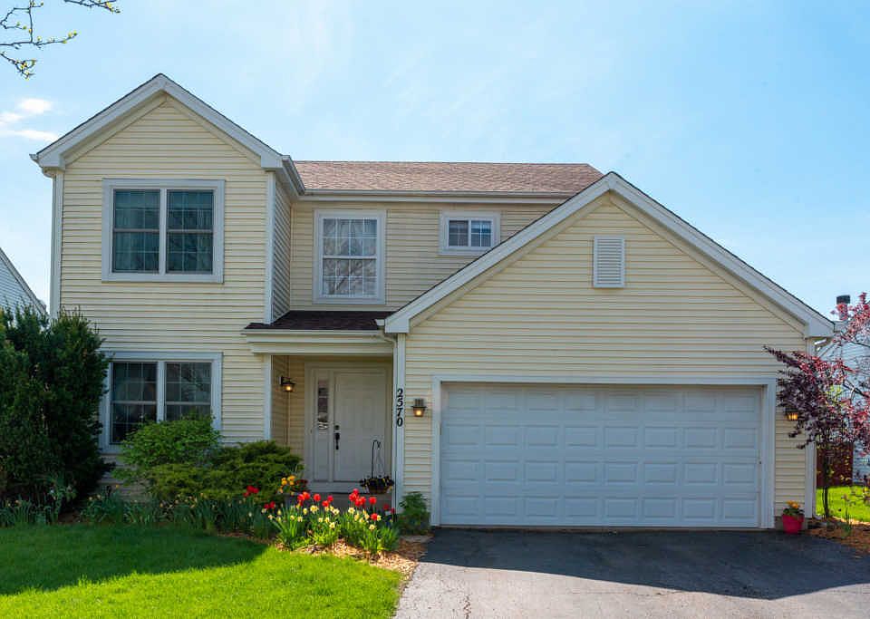 1st image of 2570 N Stratford Ln