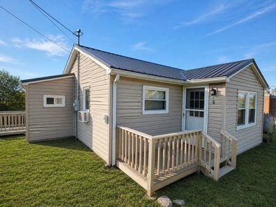 6 Wolfsnare Ln, Fries, VA, 24330