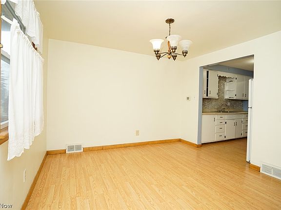 3rd image of 5581 E Calla Rd