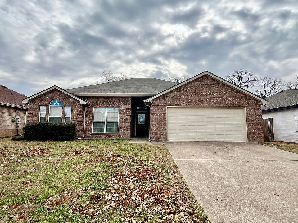 1st image of 1109 Hidden Glade Dr