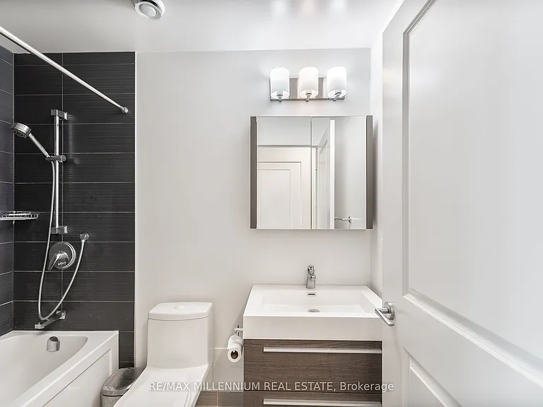 8081 Birchmount Rd E #917 — Photo 21