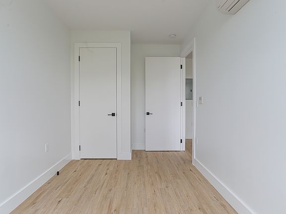 5th image of 2510 Bedford Ave #7B