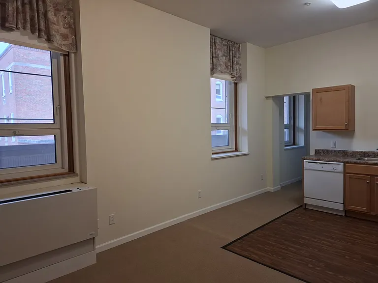 204 N Main St #1 — Photo 3