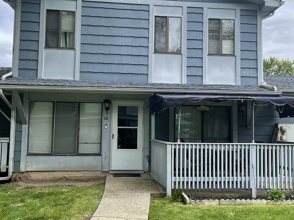 1st image of 88 Woodway Dr