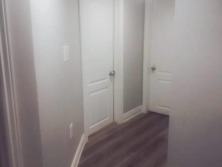 239 Brisdale Dr #BASEMENT — Photo 8