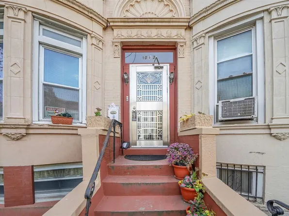 1062 Lincoln, Brooklyn, NY 11213