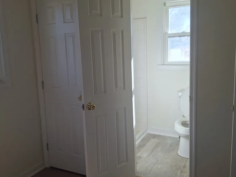 10684 Stonewall Jackson Hwy #103 — Photo 3
