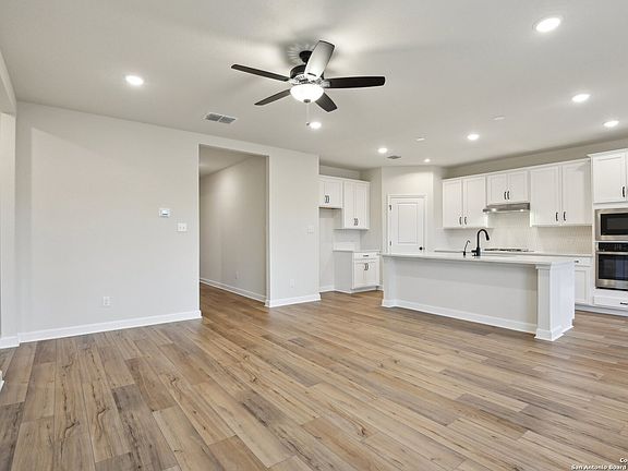 5th image of 12107 Vista Flats