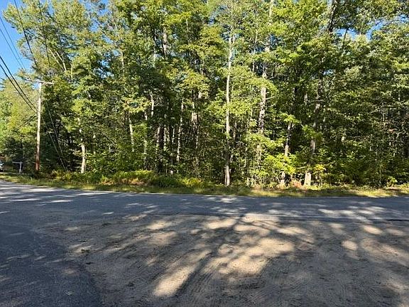4th image of 392  Cape Road