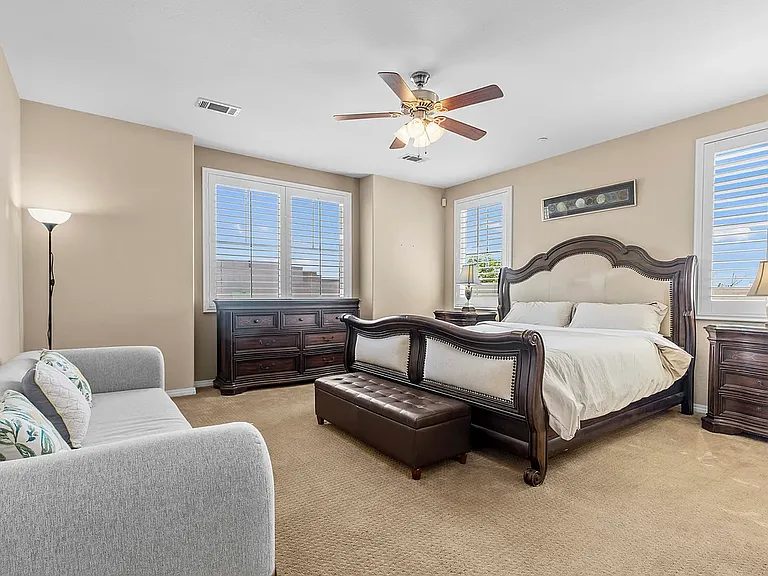 4795 Thornbush Way — Photo 8
