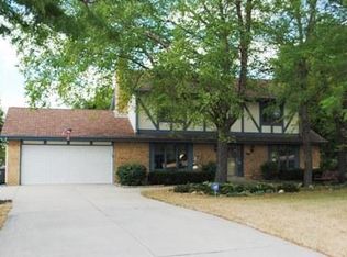 W328S6717 Westgate Dr, Mukwonago, WI 53149