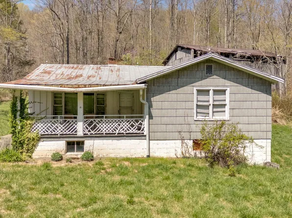 2740 Dry Creek Rd, Blackwater, VA 24221