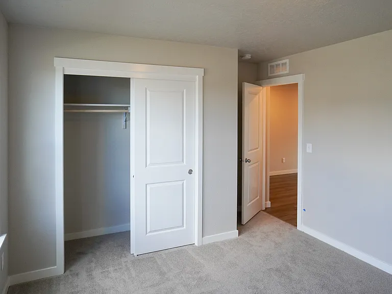 2814 N Cherry Grove Way — Photo 7