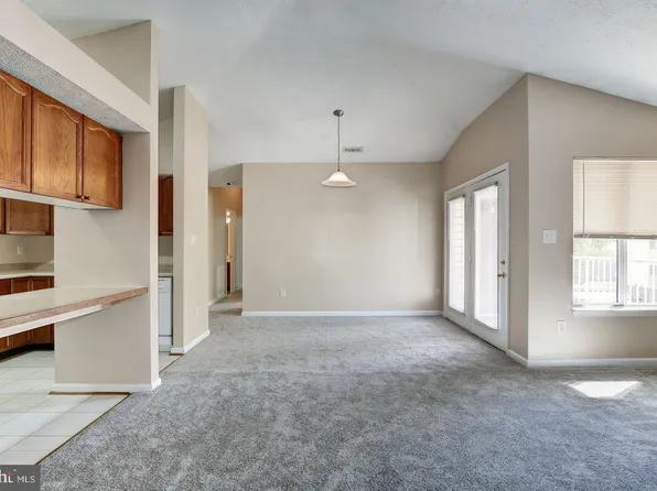 2106 Whitehall Rd Unit 2D, Frederick, MD 21702