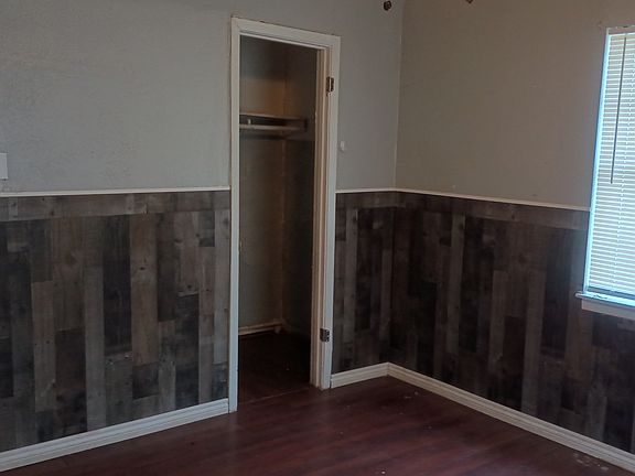 2nd image of 1406 Greenwood Ave