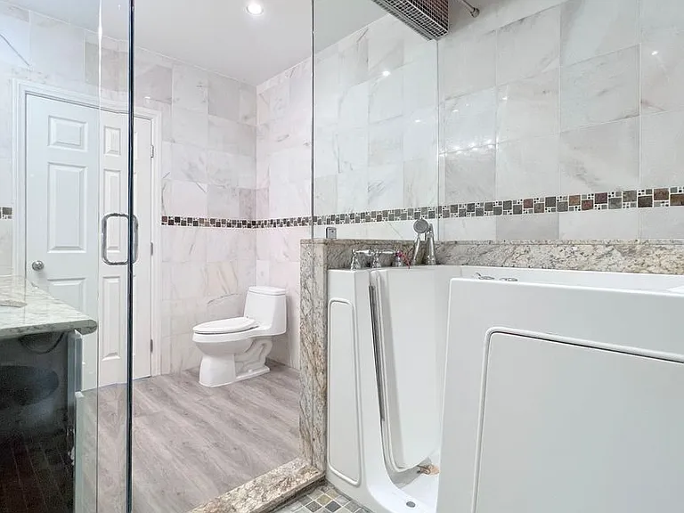 9362 Leilani Dr — Photo 22