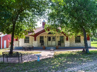210 County Road 7812, Natalia, TX, 78059