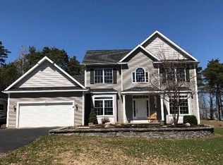 10 Hillside Dr, Peru, NY 12972