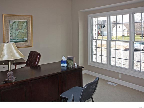 3rd image of 51 Golden Crescent Way