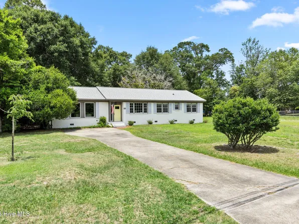 110 Jeb Stuart Drive, Wilmington, NC 28412