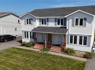 53 Briarlea Dr, Moncton, NB E1G2E9