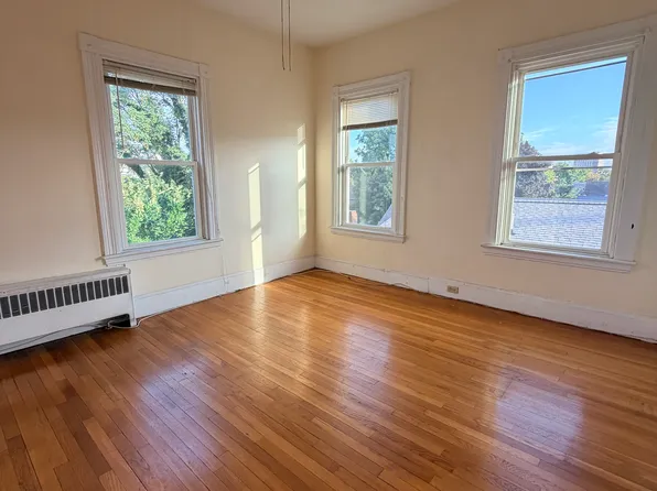 270 Norfolk St APT 7, Cambridge, MA 02139