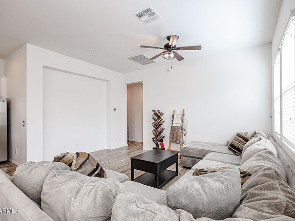 5th image of 14870 W ENCANTO Boulevard #2129