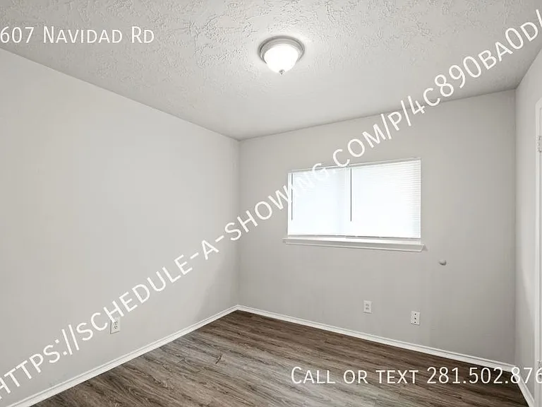 6607 Navidad Rd — Photo 5