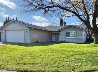 7035 Bear River Dr, Sacramento, CA 95842