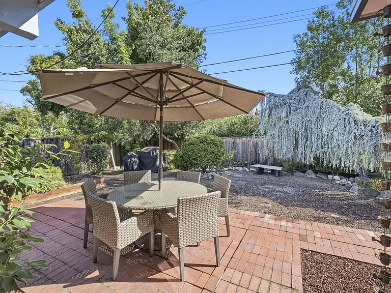 188 Ferne Ct — Photo 22