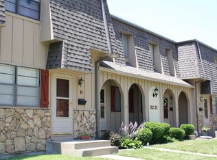 3037 SW Randolph Ave APT F, Topeka, KS 66611