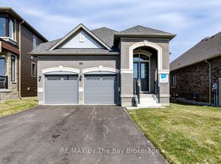 15 Sun Valley Ave, Wasaga Beach, ON L9Z 0N6