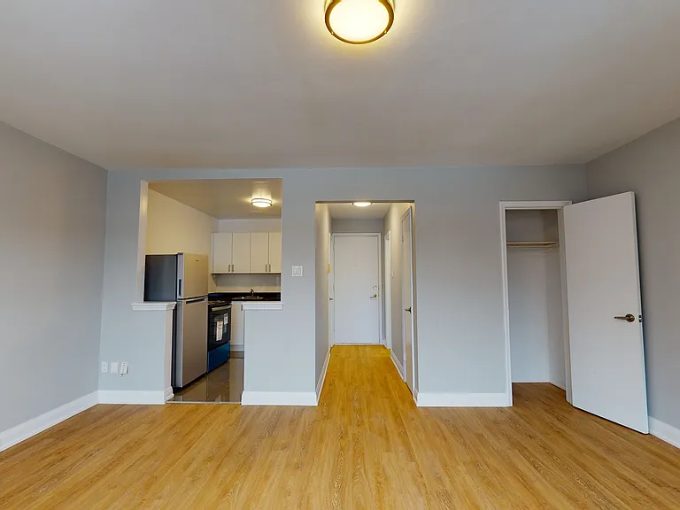 2 Greentree Ct — Photo 16