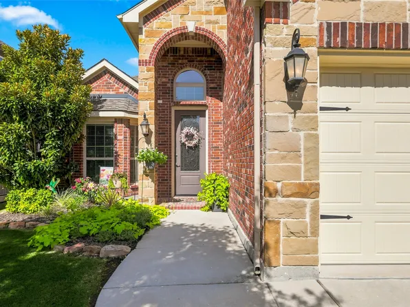 9812 Nolina Rd, Fort Worth, TX 76177