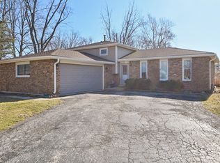 35 Joe Orr Ct, Crete, IL 60417