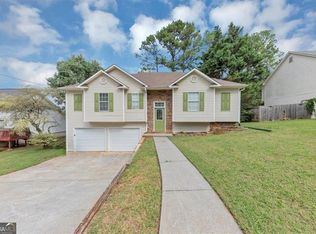 203 Hickory Ln, Cartersville, GA 30120