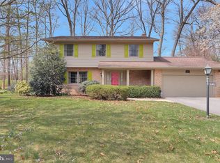 6471 Timber Point Cir, Fayetteville, PA 17222
