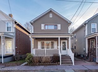 17 Manhattan St, Ashley, PA 18706